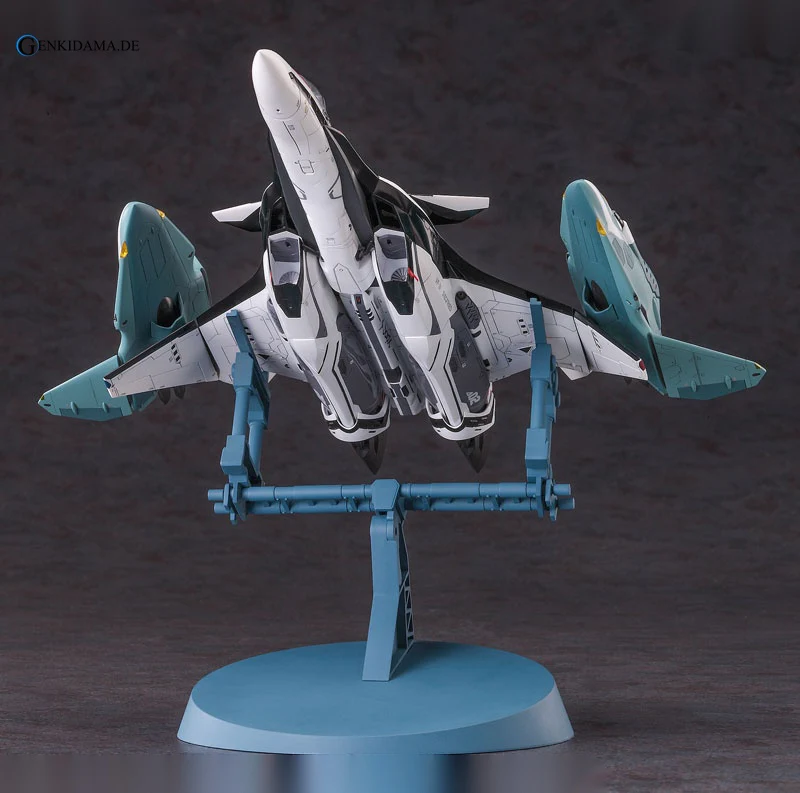 1/72 VF-31F Siegfried Messer Custom/Hayate Custom w/Lill Draken "Movie Macross Delta" Plastic Model - Image 3