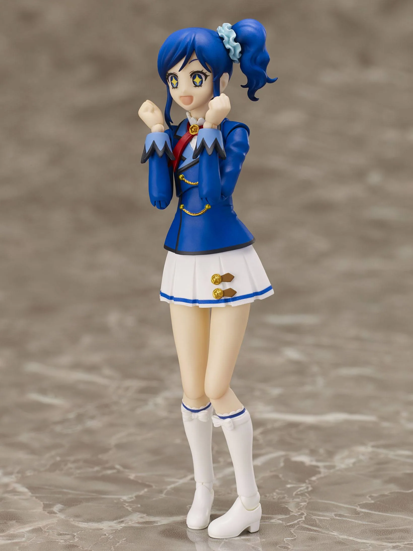 Aikatsu! S.H. Figuarts Actionfigur Aoi Kiriya Winter Uniform Ver. - Image 5