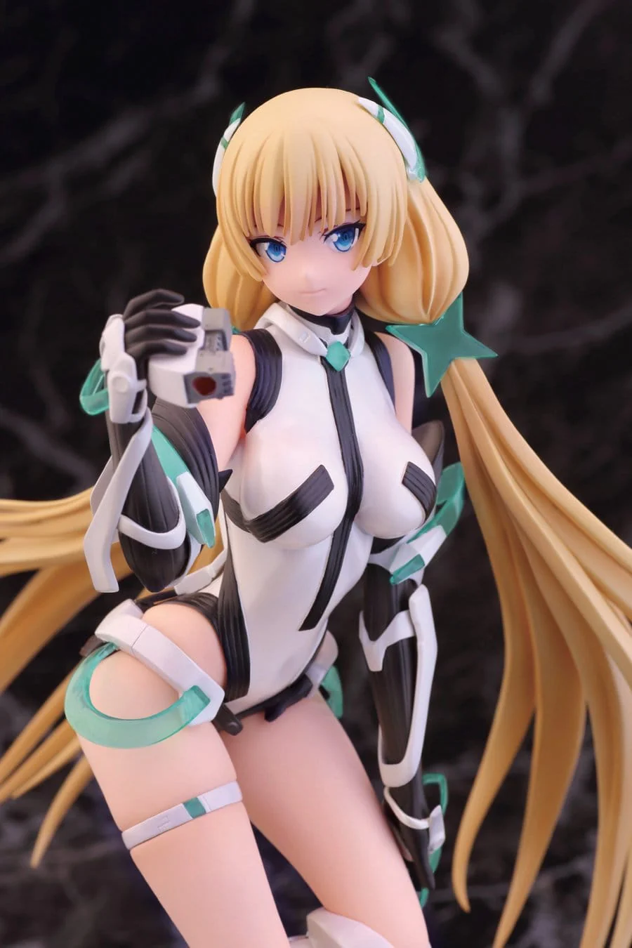Angela Balzac Rakuen Tsuiho - Expelled from Paradise Alphamax - Image 11