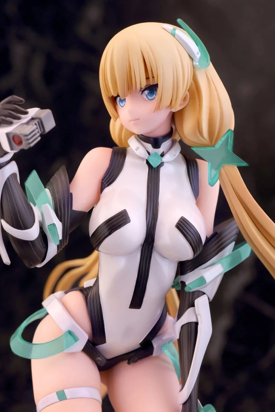 Angela Balzac Rakuen Tsuiho - Expelled from Paradise Alphamax - Image 12