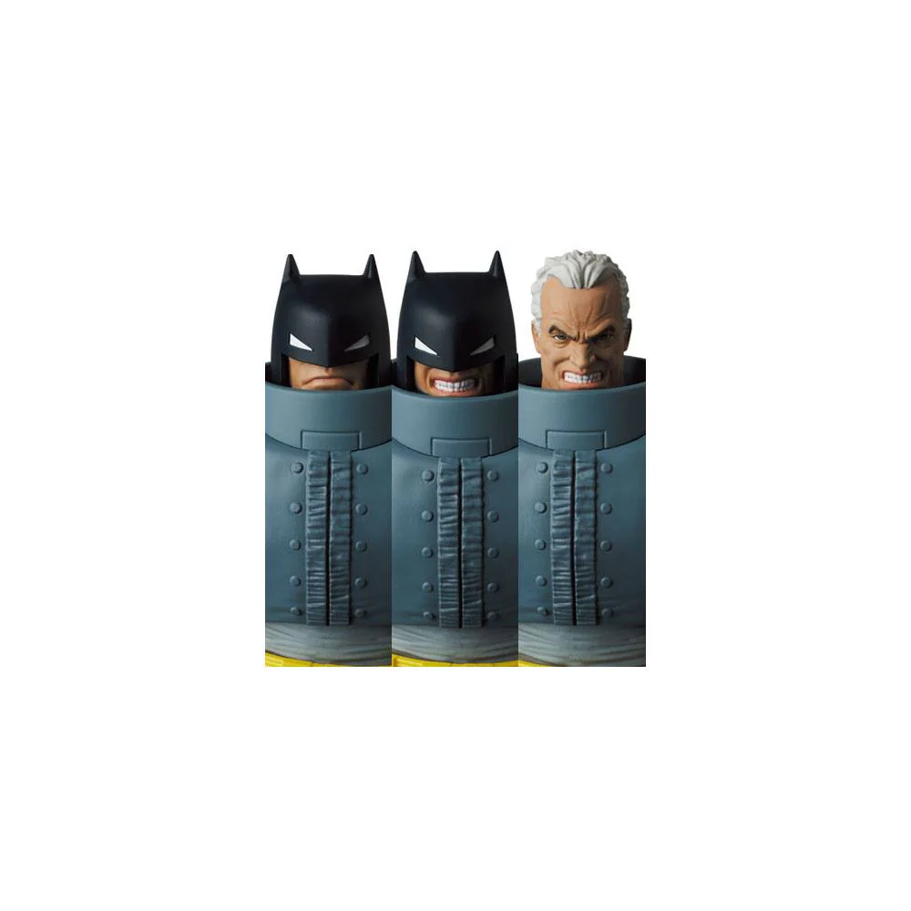 Batman - Die Rückkehr des Dunklen Ritters MAF EX Actionfigur Armored Batman - Image 6