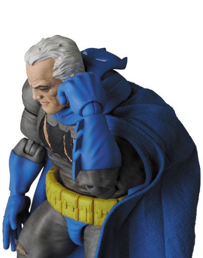 Batman - Die Rückkehr des Dunklen Ritters MAF EX Actionfigur Batman - Image 7