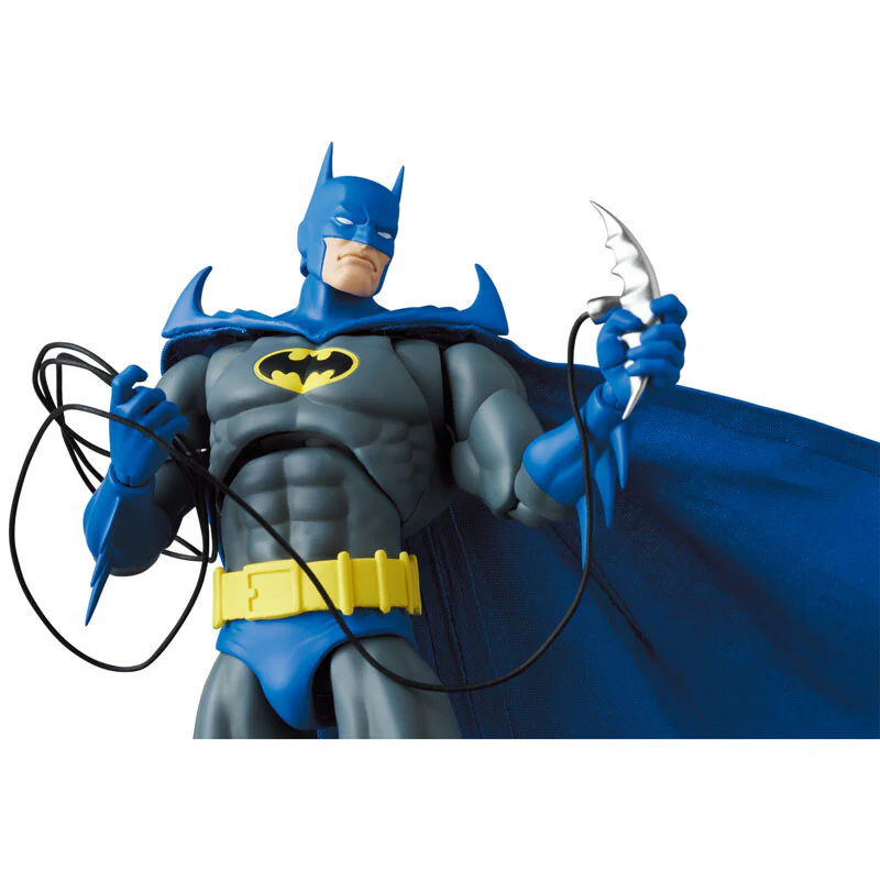 Batman - Knight Crusader Ver. - Mafex (No.215) - Medicom - Image 9