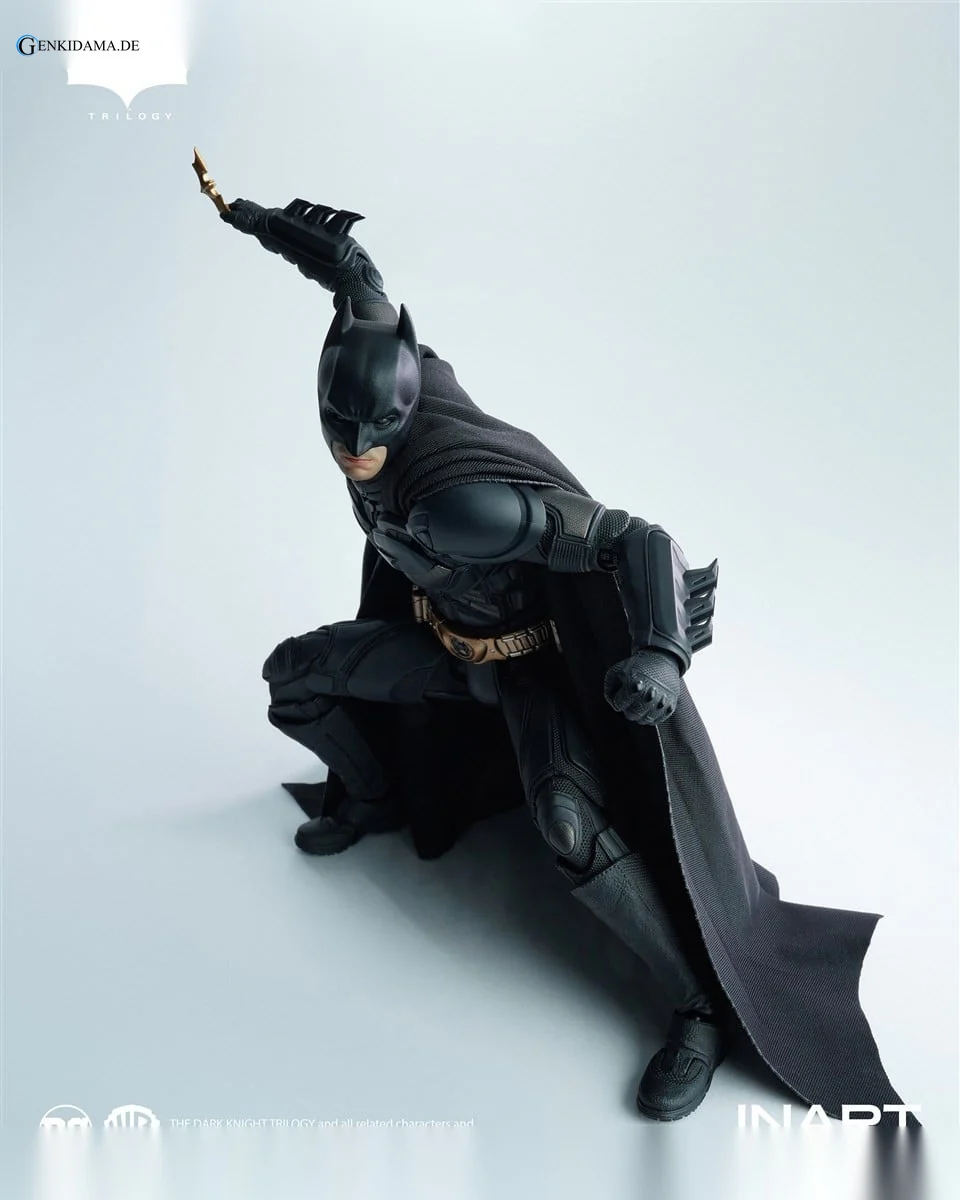 Batman (The Dark Knight Rises) 1/12 Collectible Figure DX Ver. - Image 4