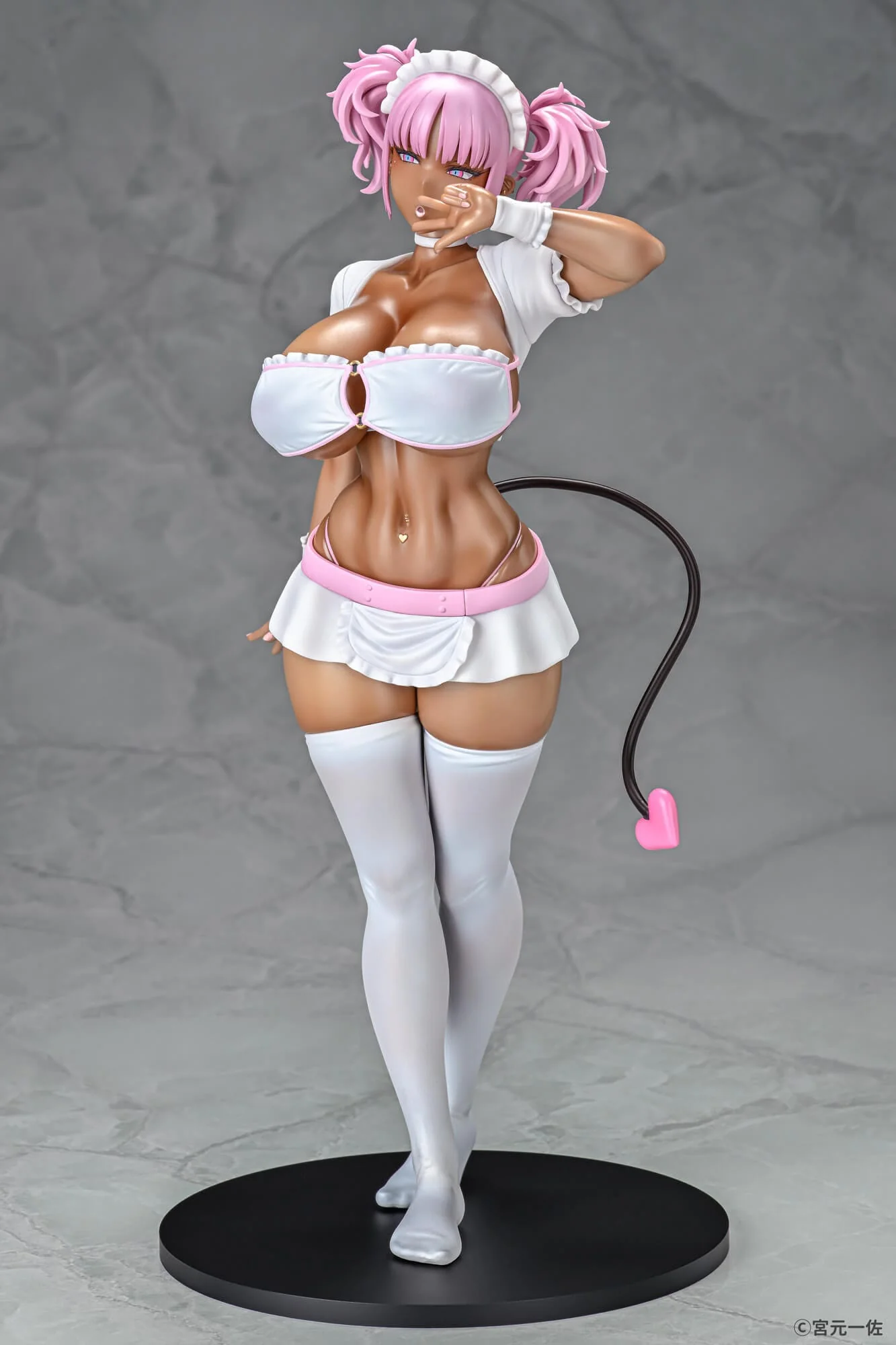 Black Gal Maid Succubus Cocoa Pink Ver. Q-Six - Image 4