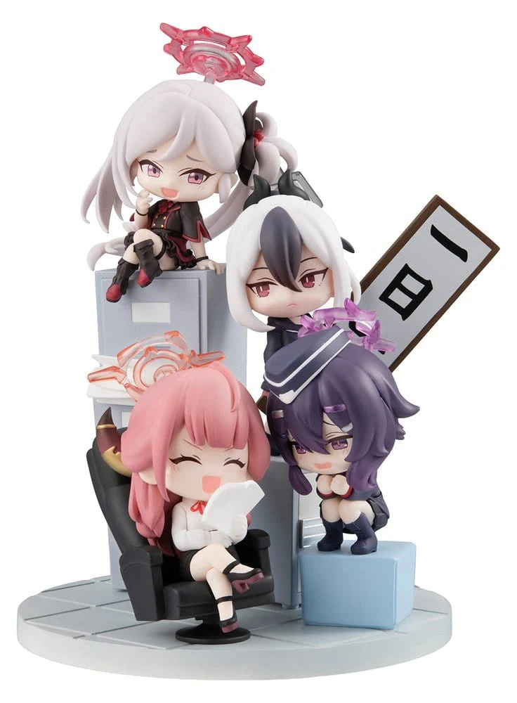 Blue Archive FigUnity PVC Figur (with gift)