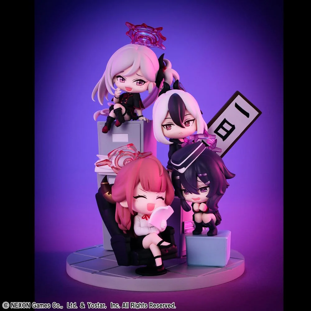 Blue Archive FigUnity PVC Figur (with gift) - Image 8