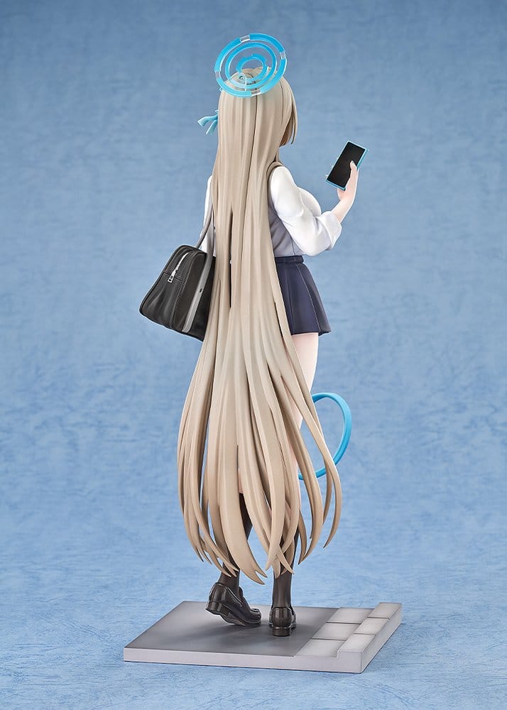 Blue Archive PVC Figur Asuna (School): Memorial Lobby Ver. - Image 4