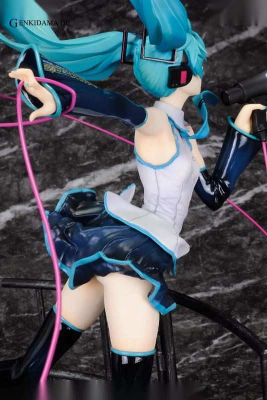 Character Vocal Series 01. Hatsune Miku Love is War ver. (Regular Edition) - Image 15
