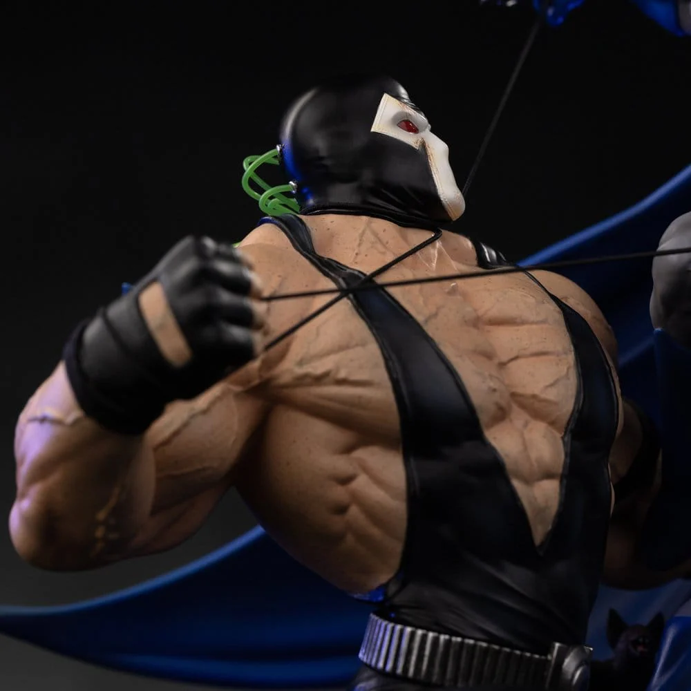 DC Comics Diorama Batman vs Bane - Image 9