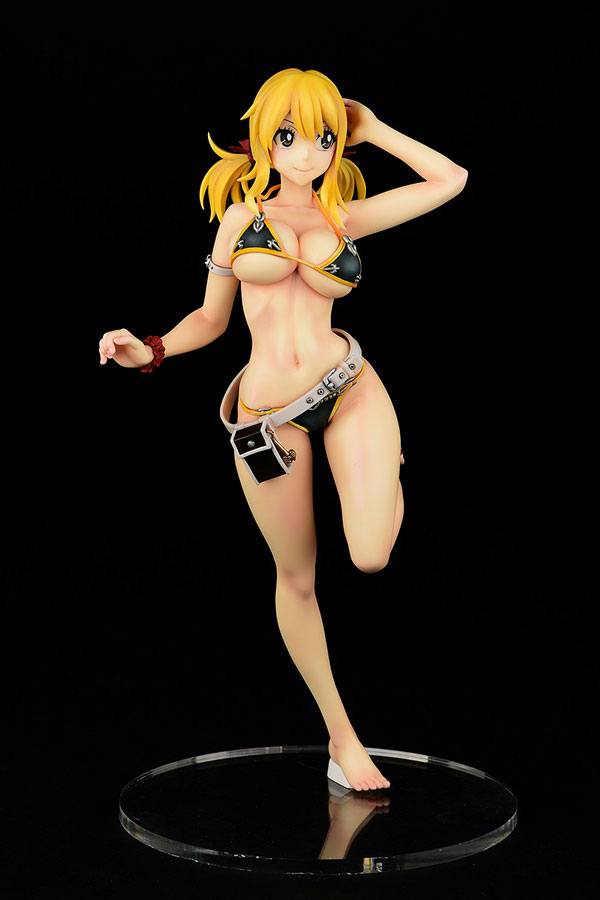 Fairy Tail PVC Statue Lucy Heartfilia Swimwear Gravure Style Noir Ver. - Image 2