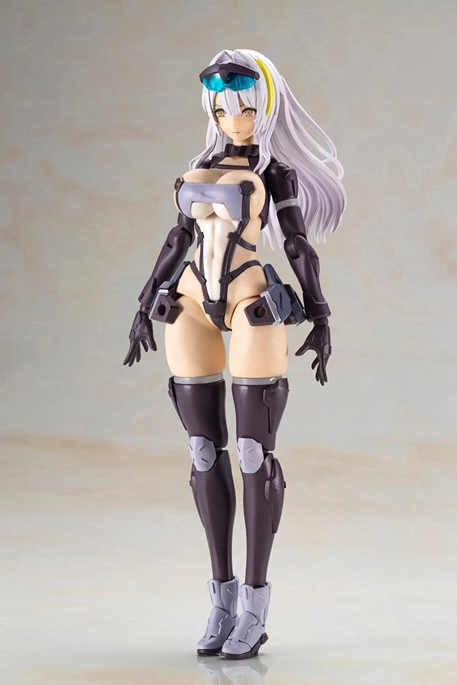 Front Mission Plastic Model Kit Non Zenith Girl Gray Ver. - Image 9