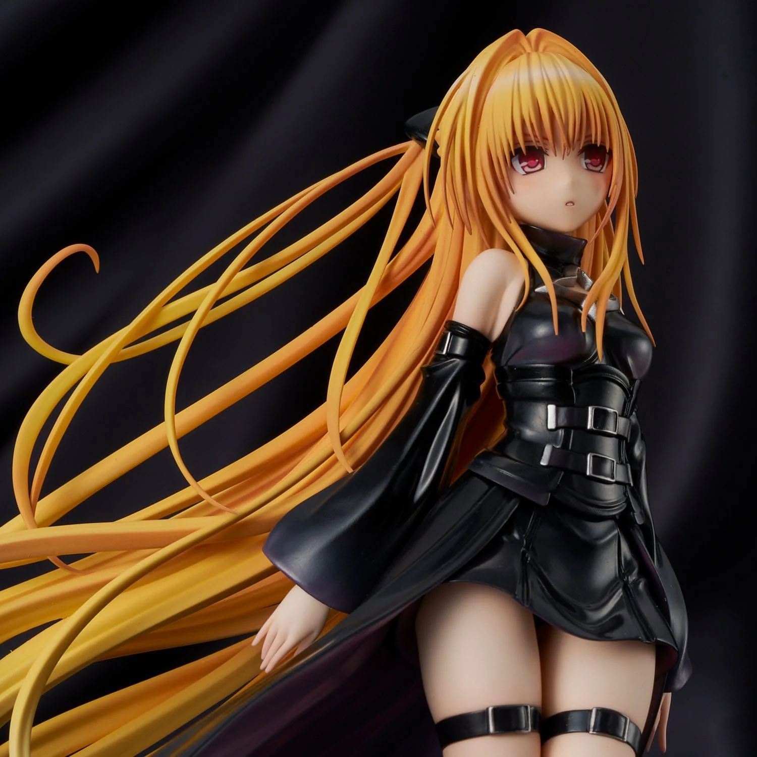 Golden Darkness Black Trance Version Uncion Creative - Image 2