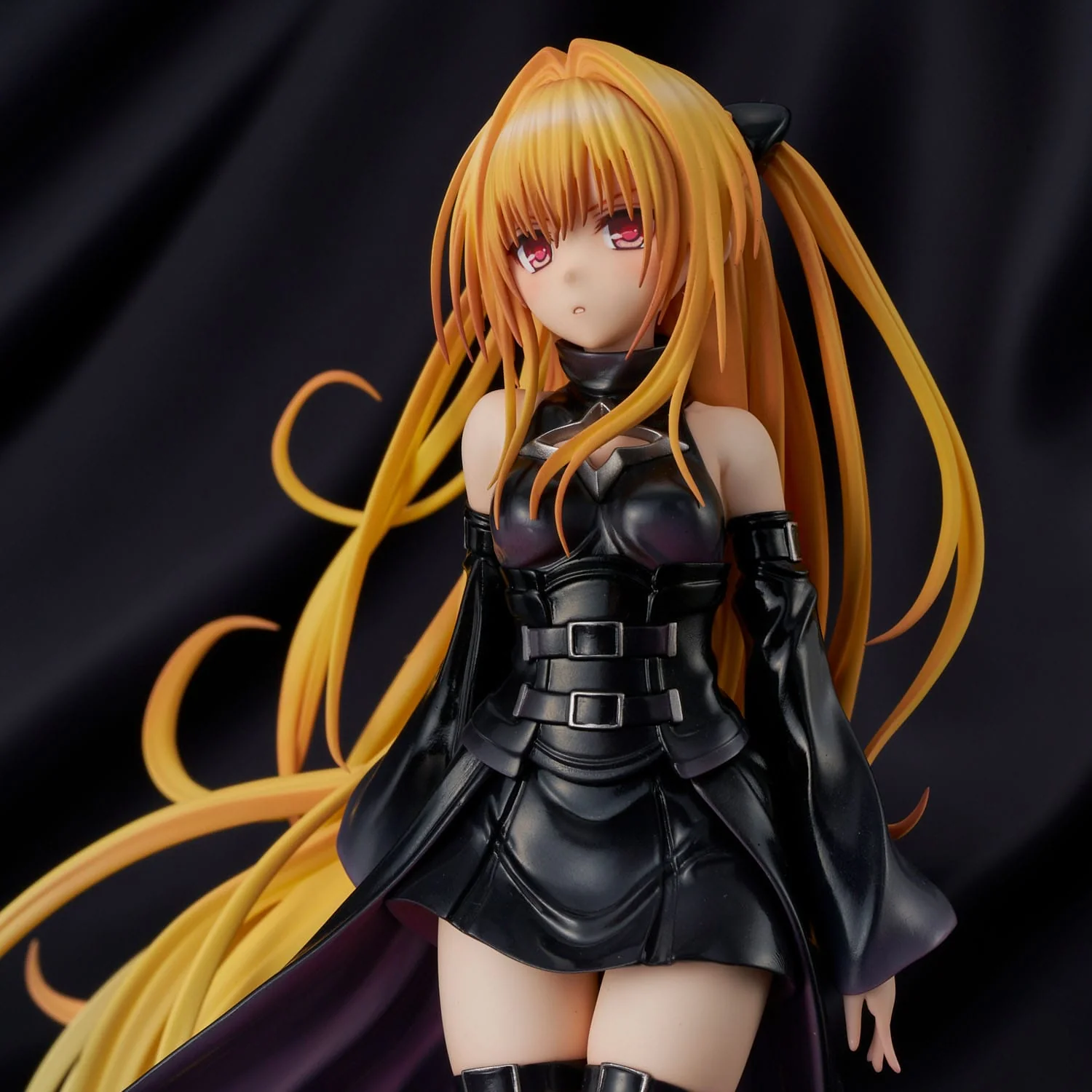 Golden Darkness Black Trance Version Uncion Creative - Image 7