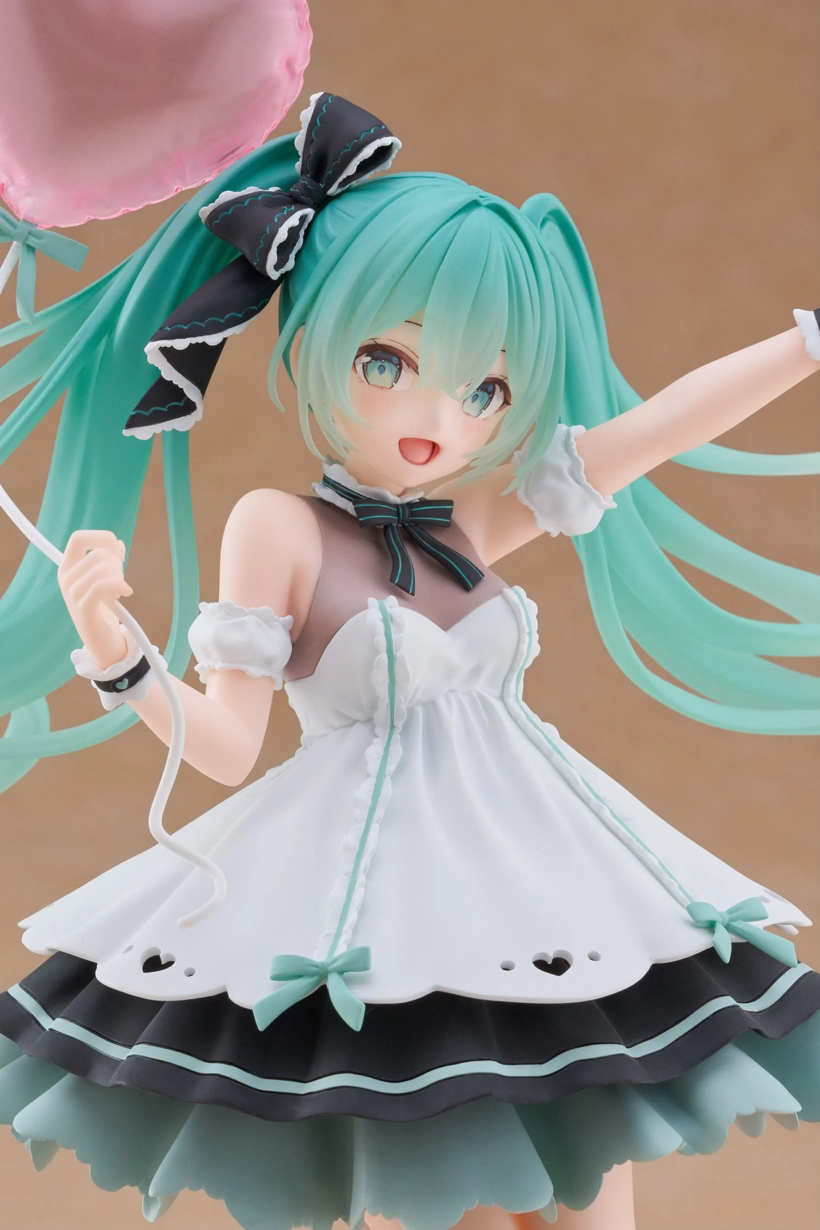 Hatsune Miku Birthday 2025 Party Ver. Taito - Image 10
