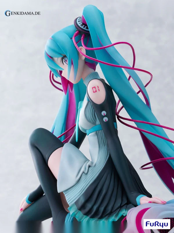 Hatsune Miku x MTV - Image 11