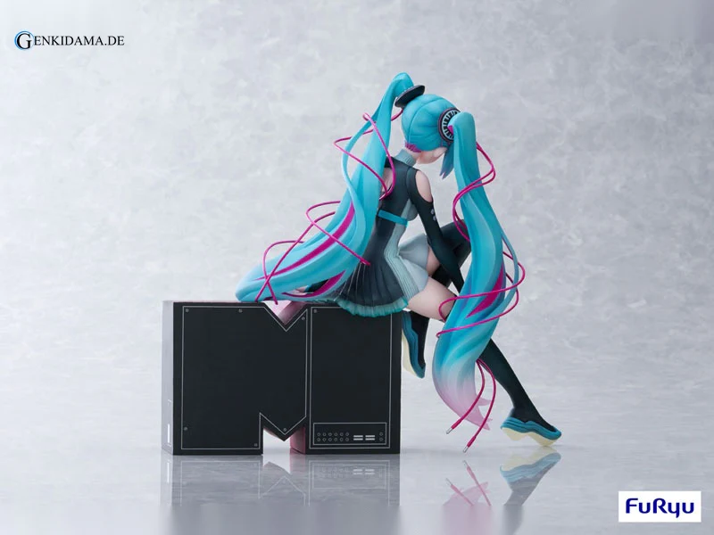 Hatsune Miku x MTV - Image 12