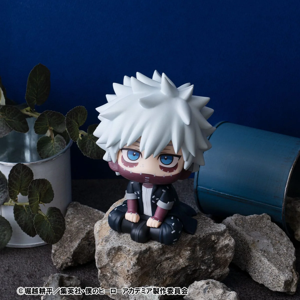 Hawks & Dabi Look Up MegaHouse - Image 12