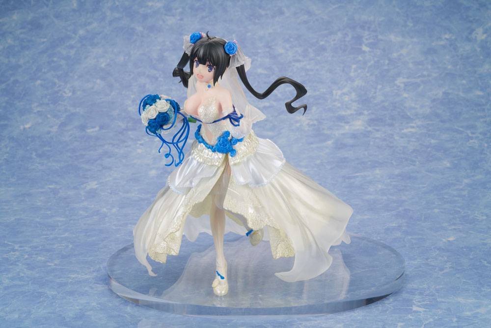 Hestia Wedding Dress Ver. Furyu - Image 3