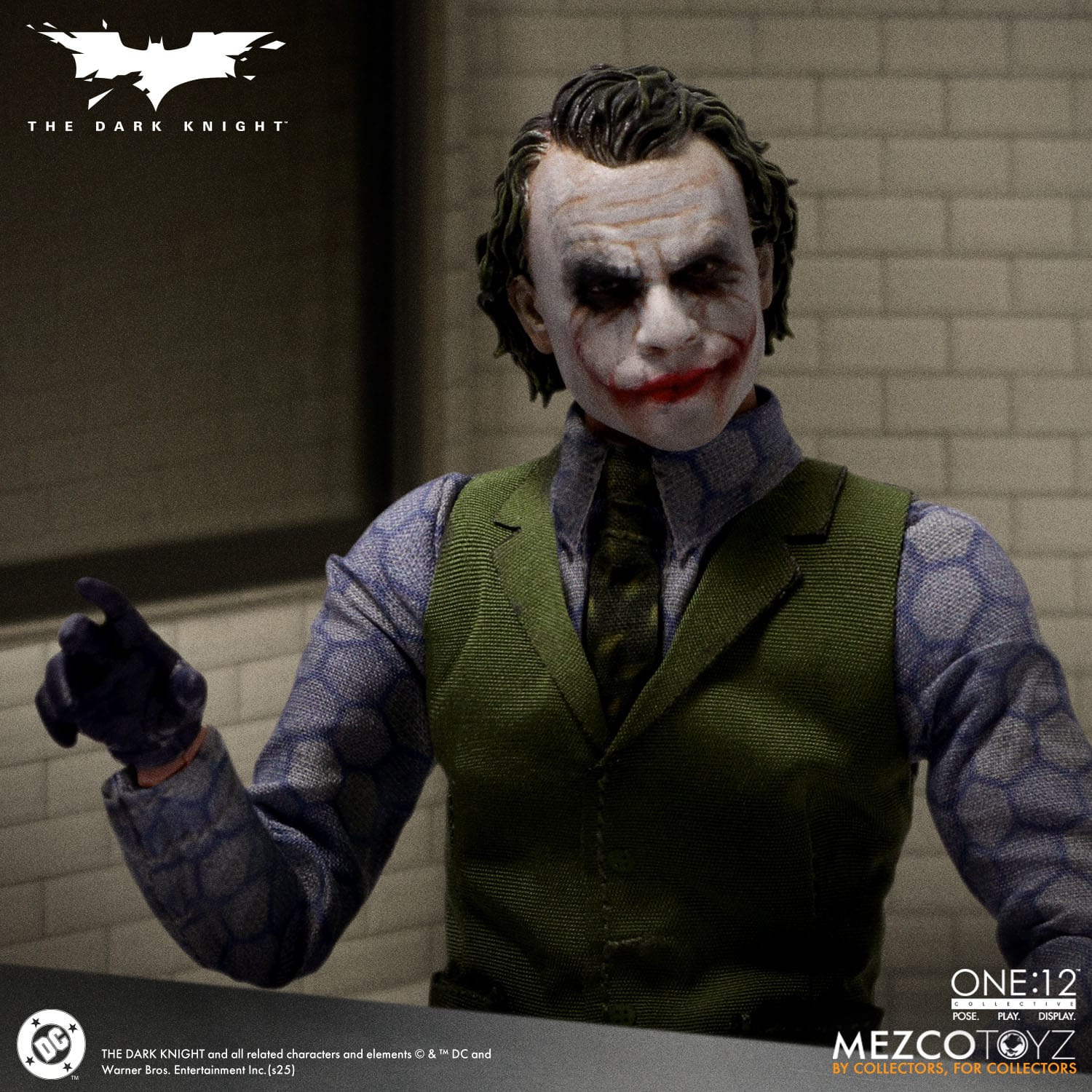 Joker The Dark Knight Mezco - Image 4