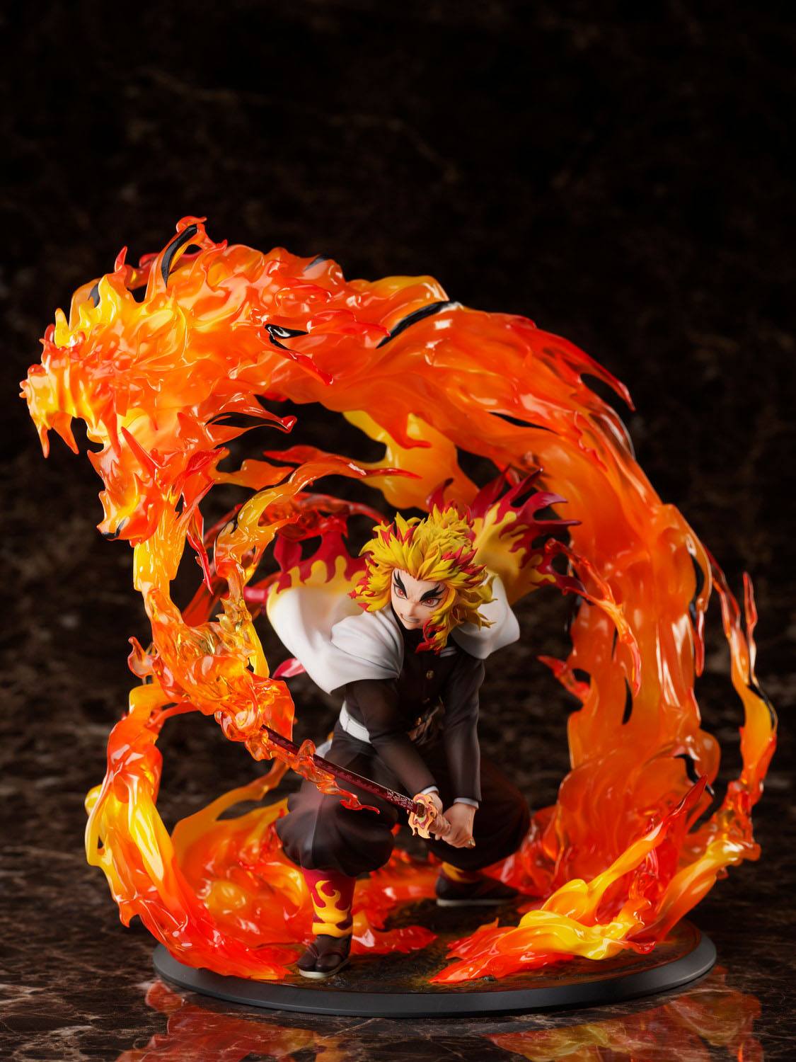 Kyojuro Rengoku Demon Slayer: Kimetsu no Yaiba Aniplex - Image 3