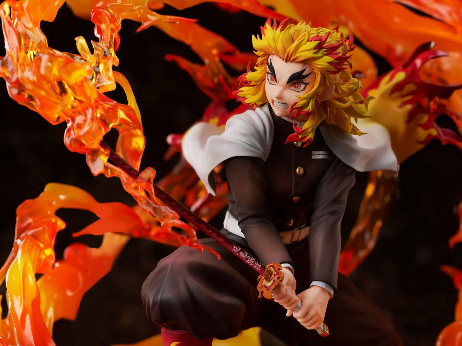 Kyojuro Rengoku Demon Slayer: Kimetsu no Yaiba Aniplex - Image 7