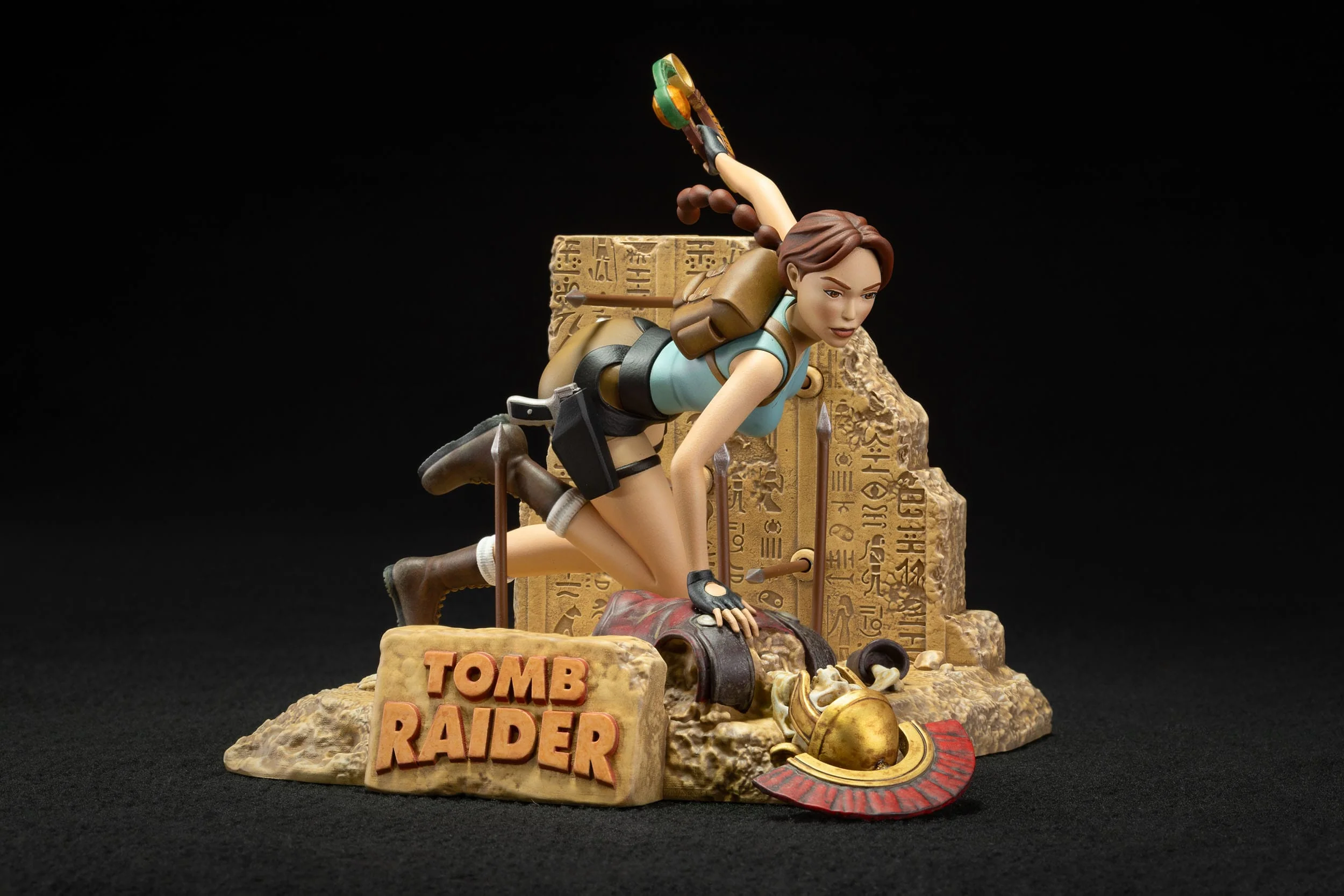 Lara Croft Classic Era Tomb Raider 1996 Dark Horse - Image 21