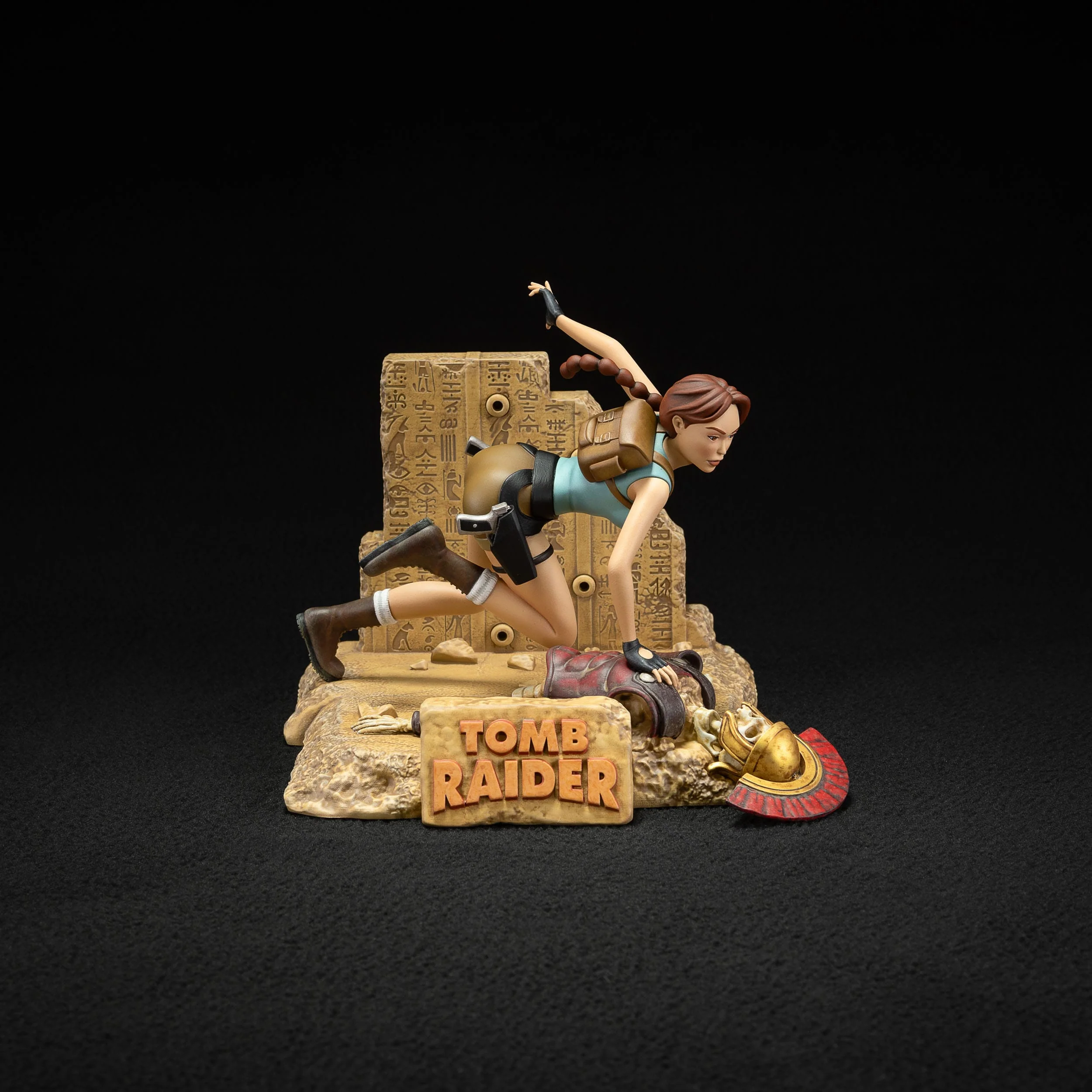 Lara Croft Classic Era Tomb Raider 1996 Dark Horse - Image 6