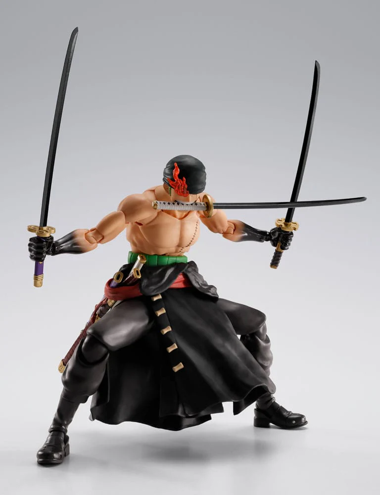 Lorenor Zorro The King of Hell S.H.Figuarts Bandai Tamashii Nations - Image 2