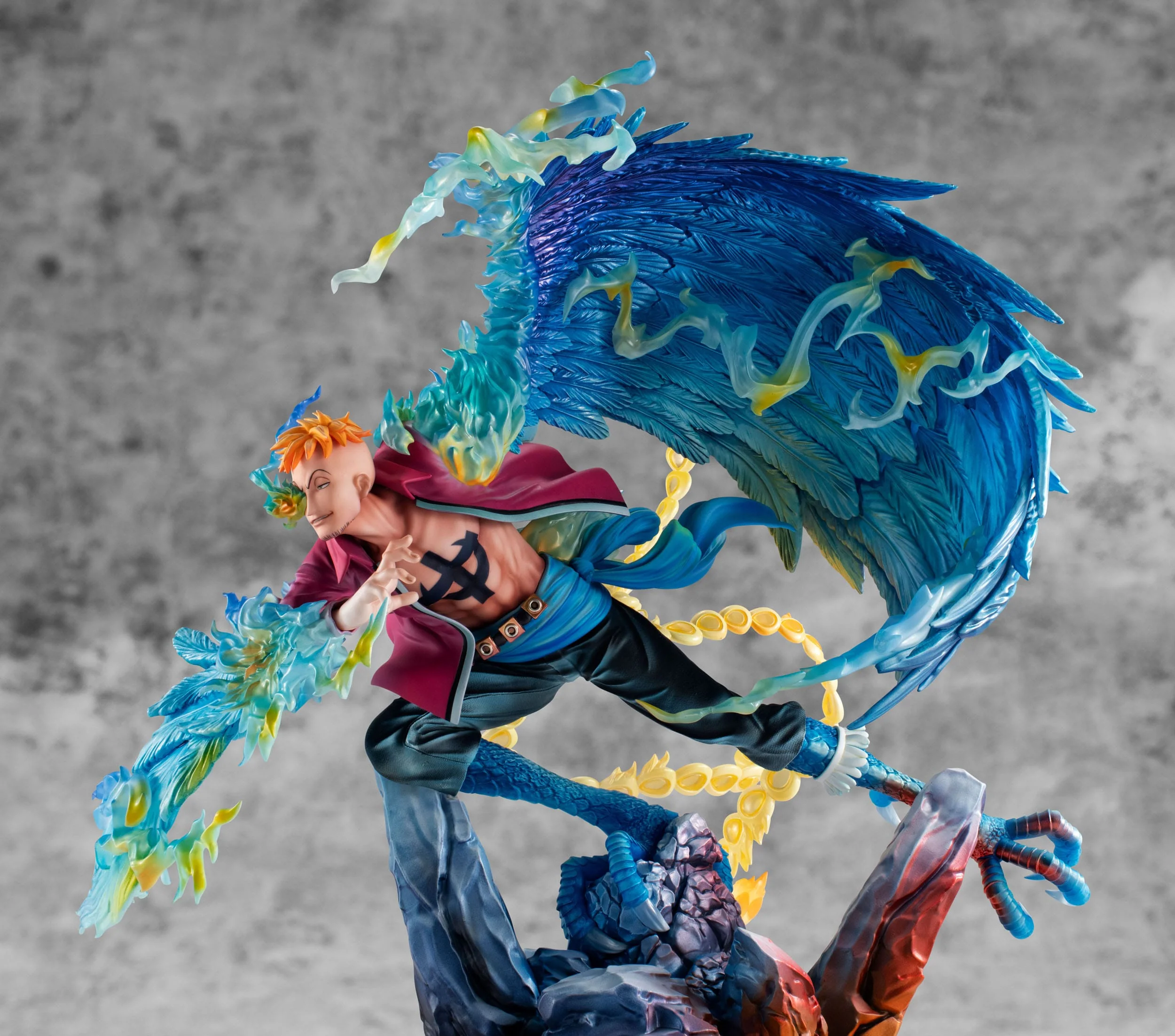 Marco the Phoenix Leader of 1st group of Whitebeard Pirates P.O.P MAS Maximum MegaHouse - Image 5