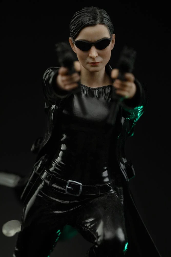 Matrix Art Scale Statue Trinity - Image 5