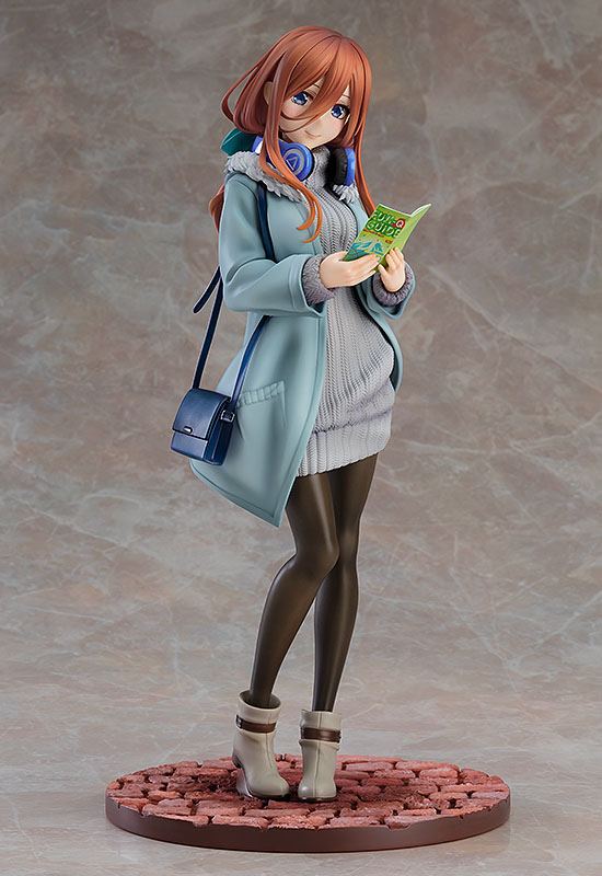 Miku Nakano Date Style Ver. Good Smile Company - Image 2