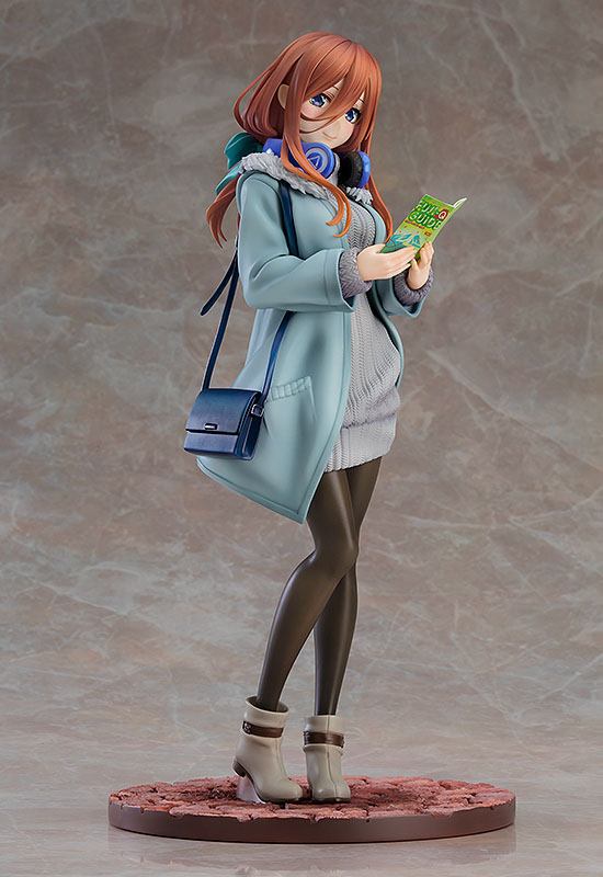 Miku Nakano Date Style Ver. Good Smile Company - Image 3