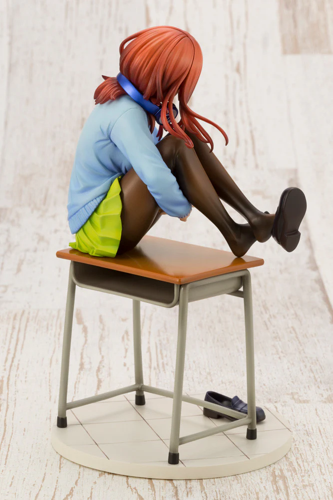 Miku Nakano (PVC Figure) Kotobukiya - Image 3