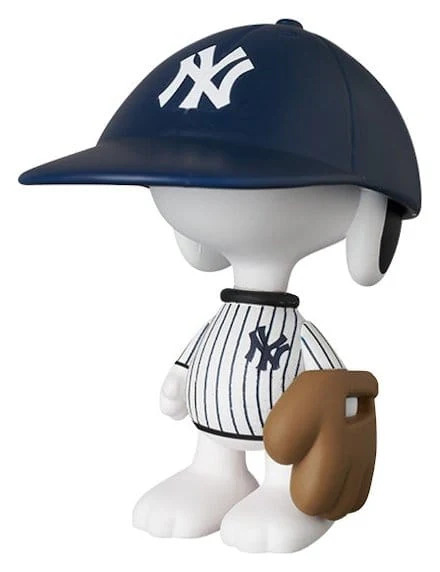 MLB × Peanuts UDF PVC Figur New York Yankees Snoopy