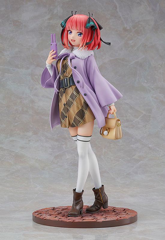 Nino Nakano Date Style Ver. The Quintessential Quintuplets Good Smile Company - Image 4