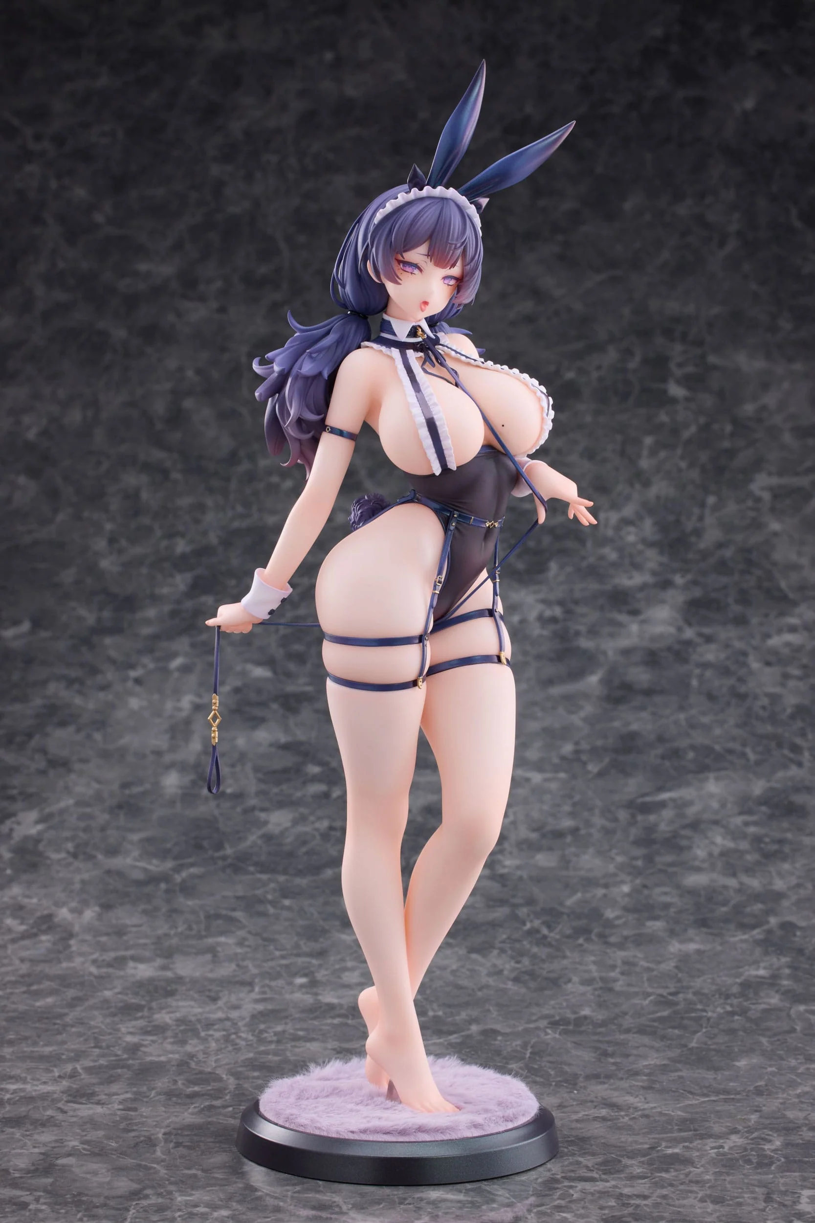 Obedient Hina Verna Barefoot Ver. Otherwhere - Image 2