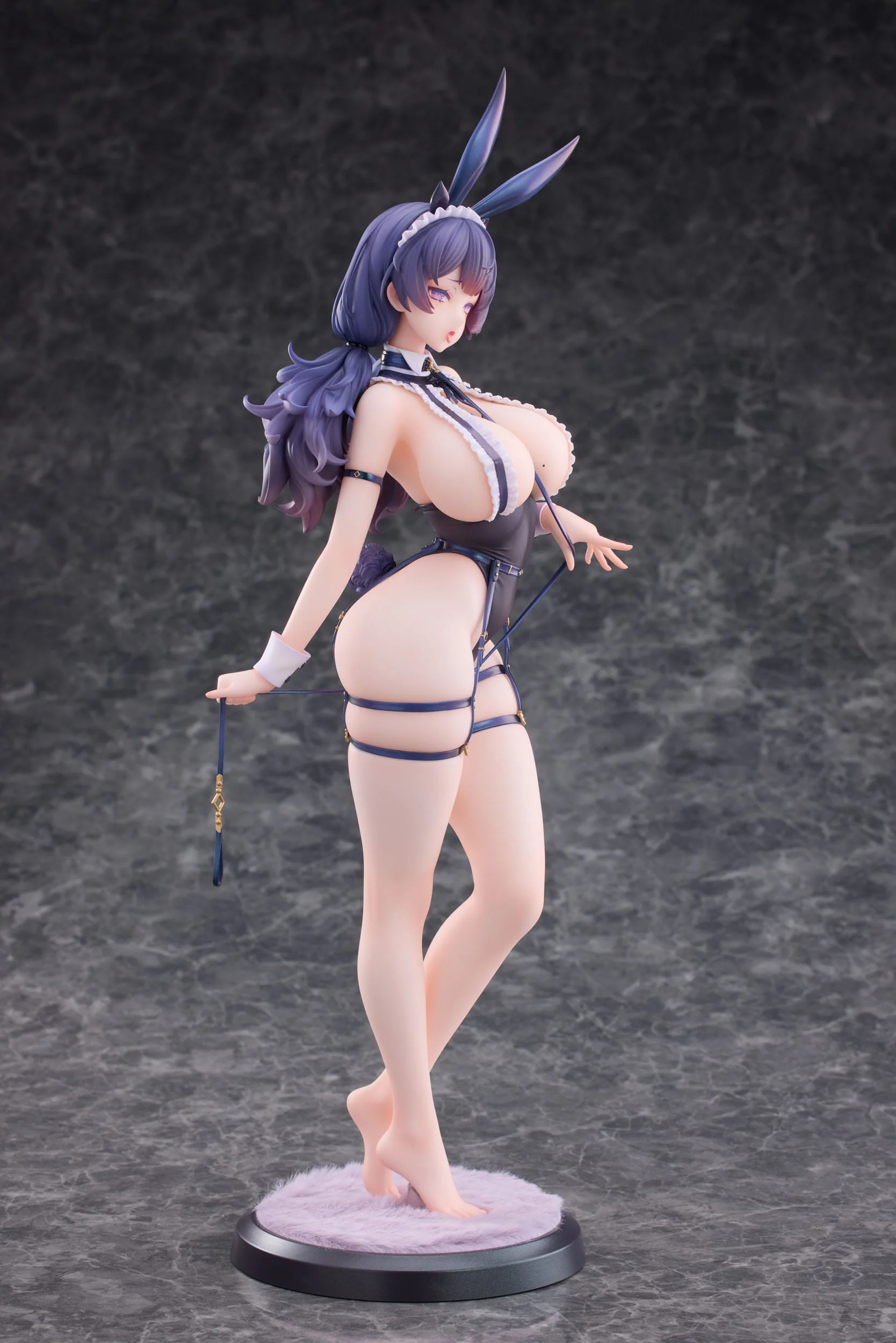 Obedient Hina Verna Barefoot Ver. Otherwhere - Image 3