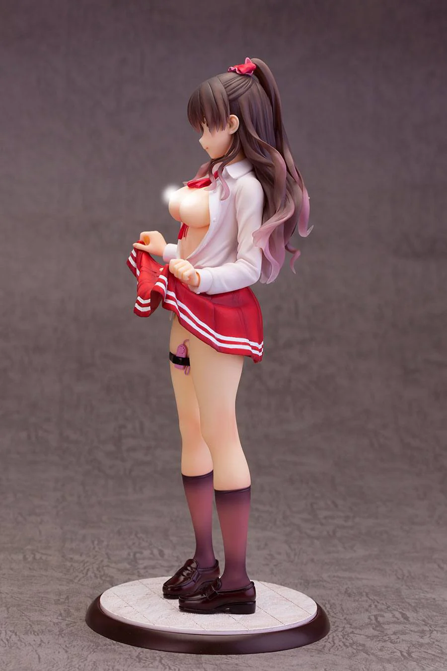 Original Character PVC Statue Hatano Sara illustration by Kurehito Misaki - Image 4