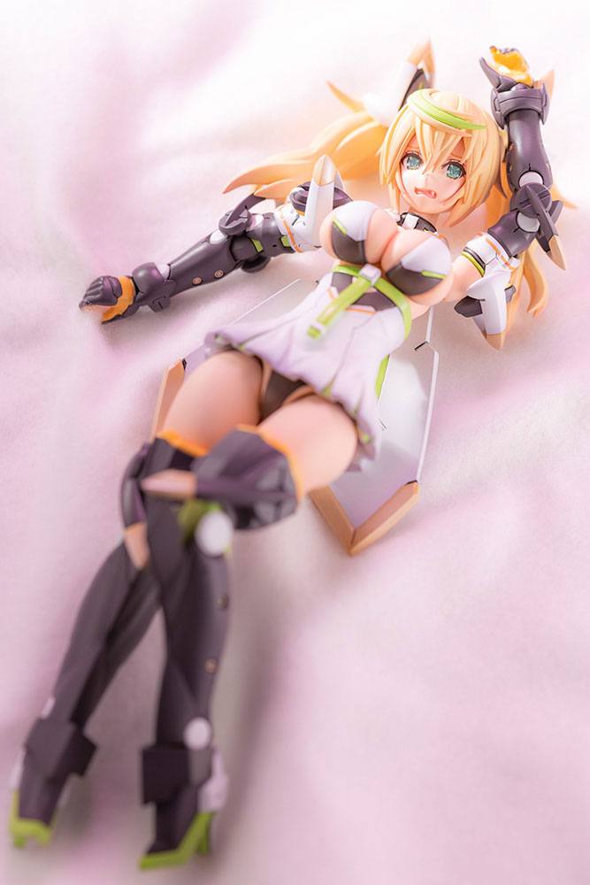 Phantasy Star Online 2 Plastic Model Kit Gene Stellatears Version - Image 9