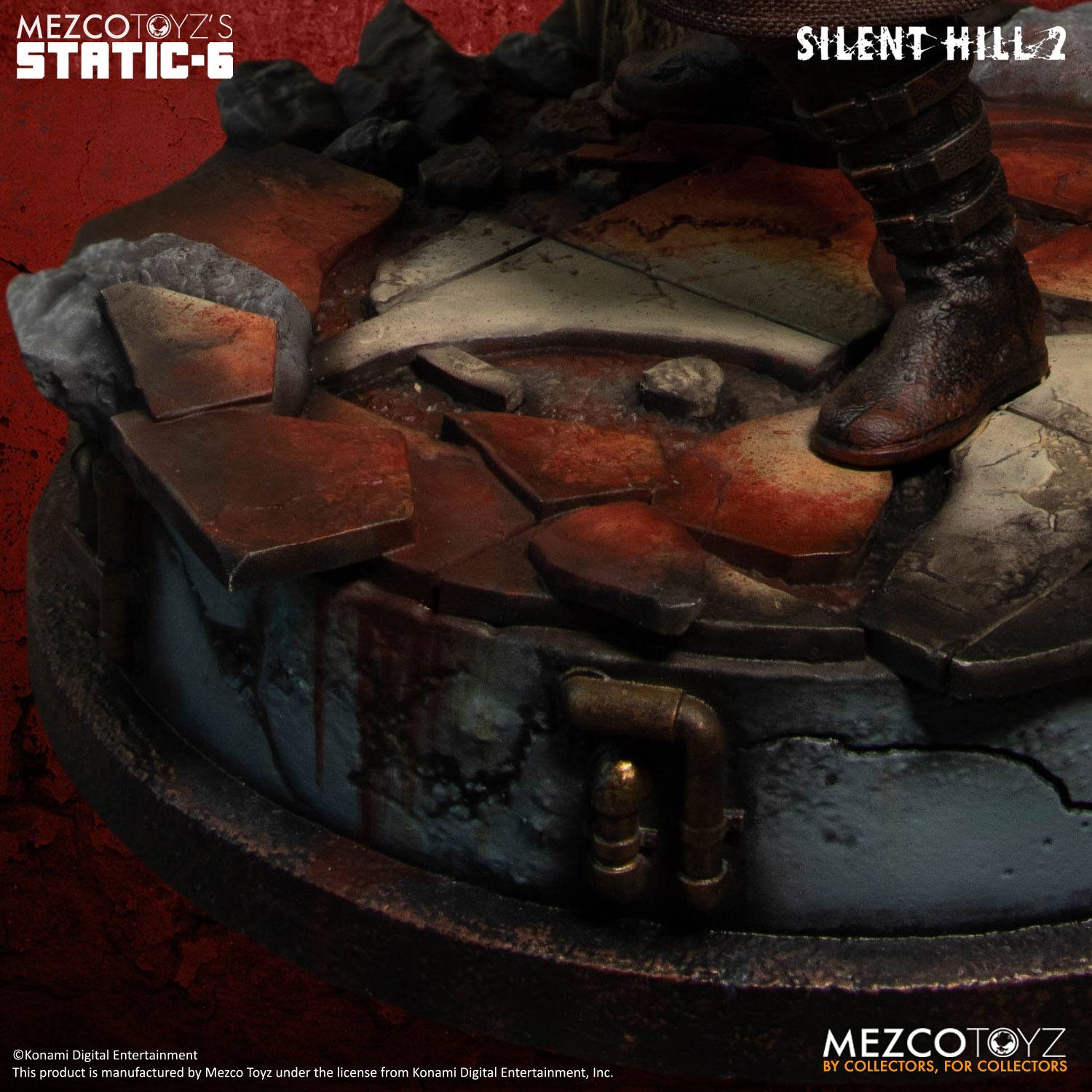 Red Pyramid Thing Mezco - Image 10