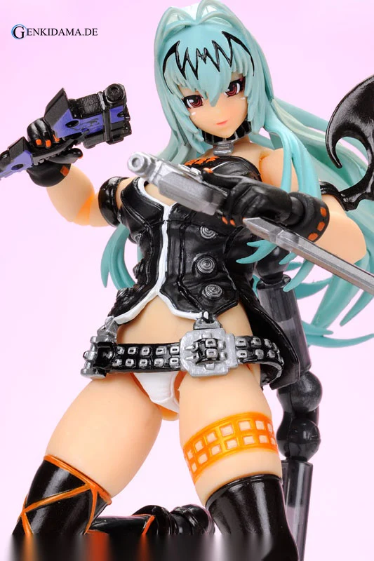Revoltech Queen's Blade No.015 Queen's Gate Alice Boost Edition - Image 9