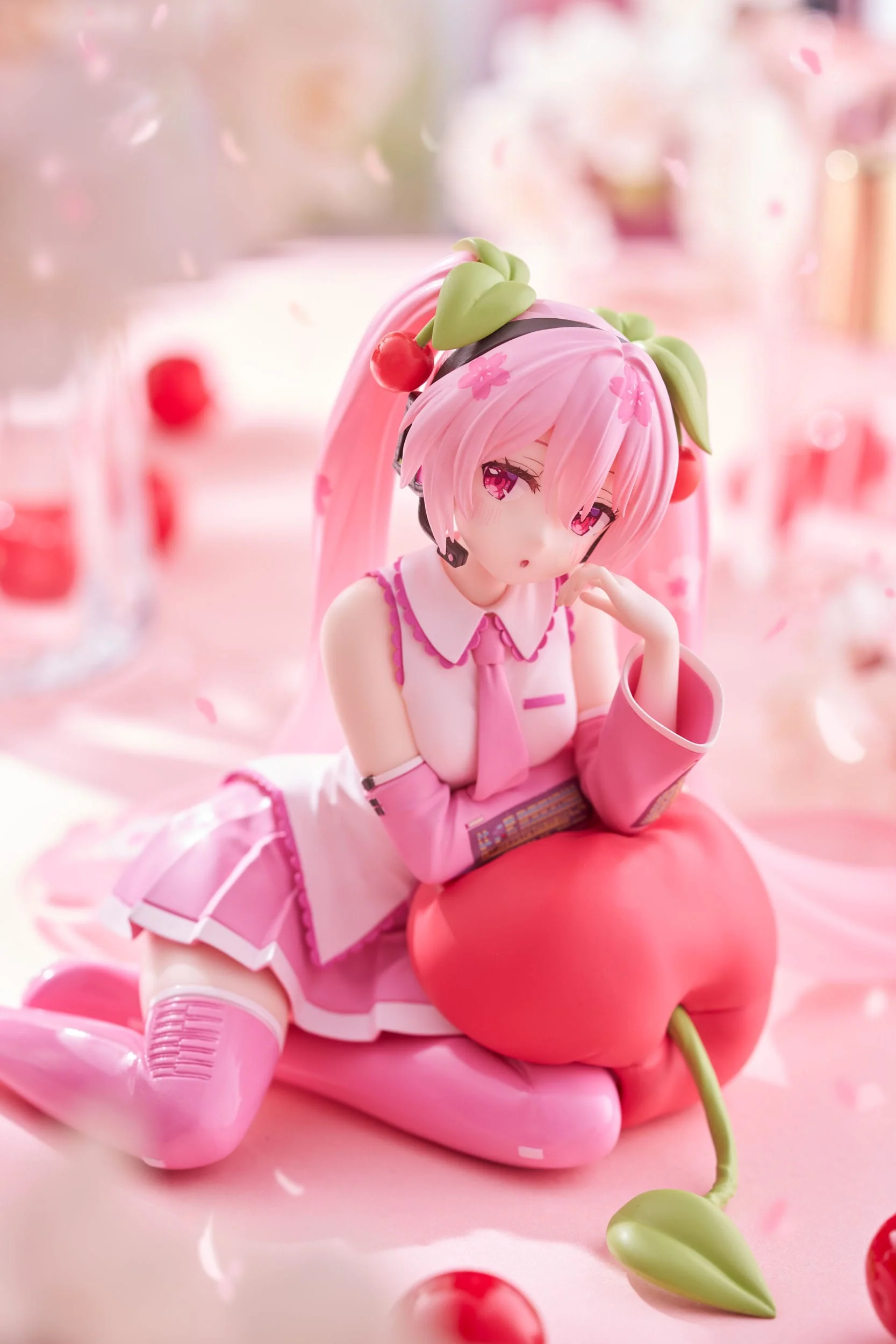 Sakura Miku Cherry Cushion Ver. Taito - Image 11