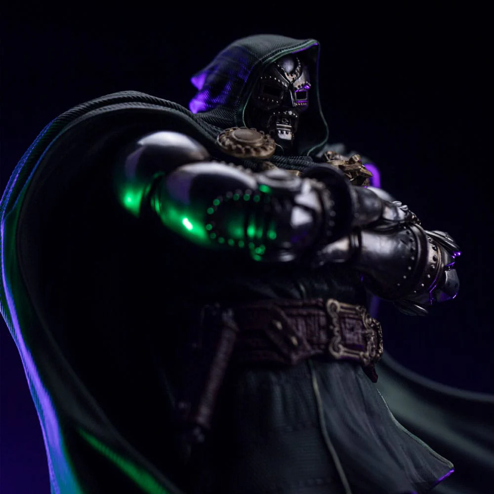 The Infinity Gauntlet Marvel Legends Diorama Art Scale Statue Doctor Doom - Image 4