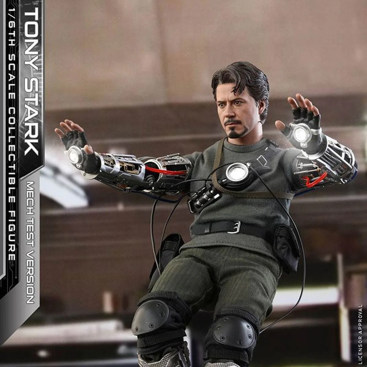 Tony Stark (Mech Test Version) 1/6 Scale Collectible Figure – Hot Toys Movie Masterpiece - Image 11