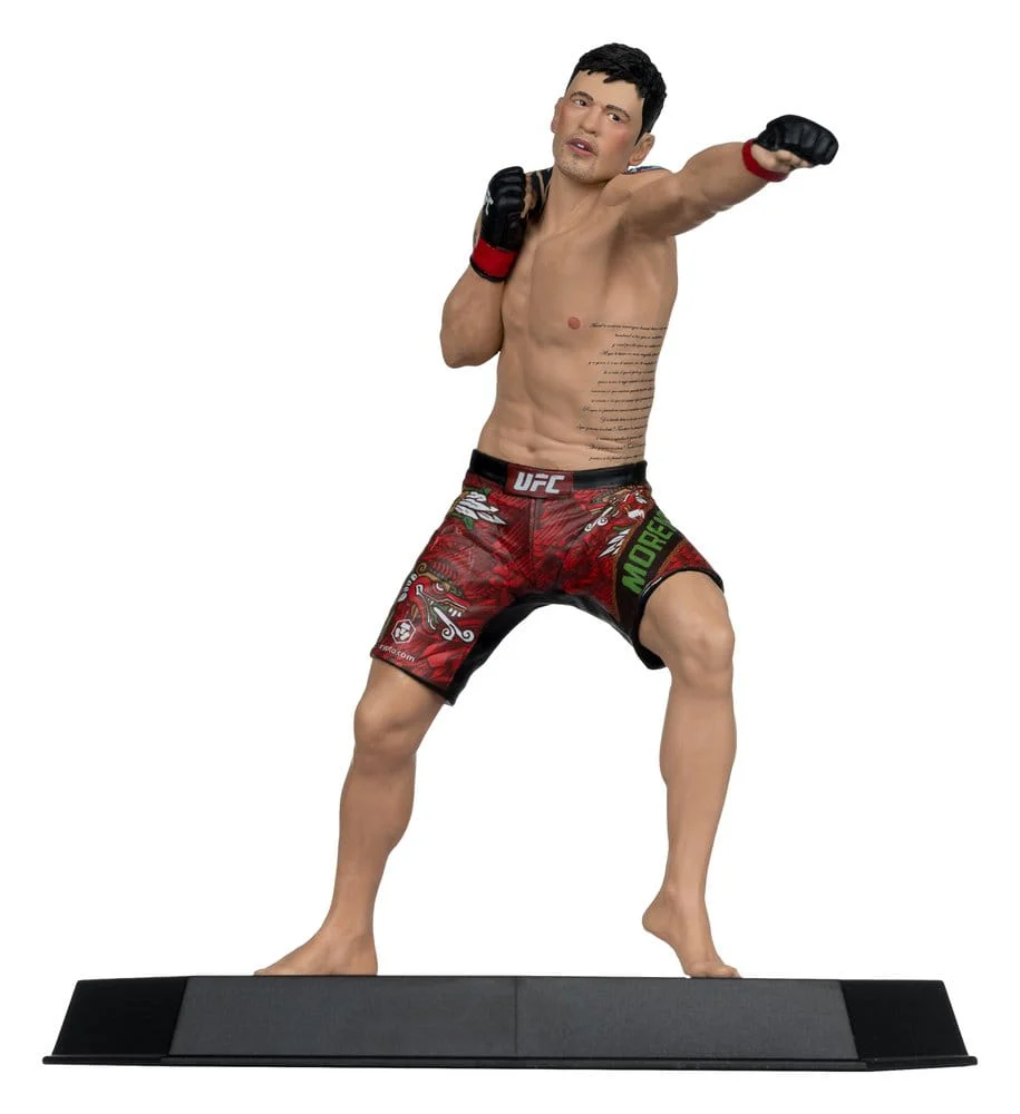 UFC Posed PVC Statue Brandon Moreno - Image 2