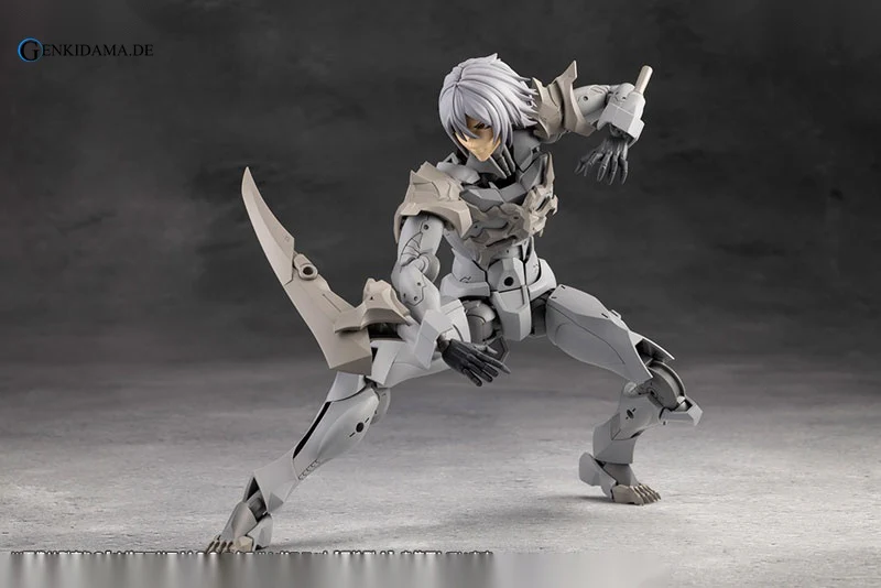 UNLIMITED UNIVERSE MEGALOMARIA ZIRCONIA Plastic Model - Image 5