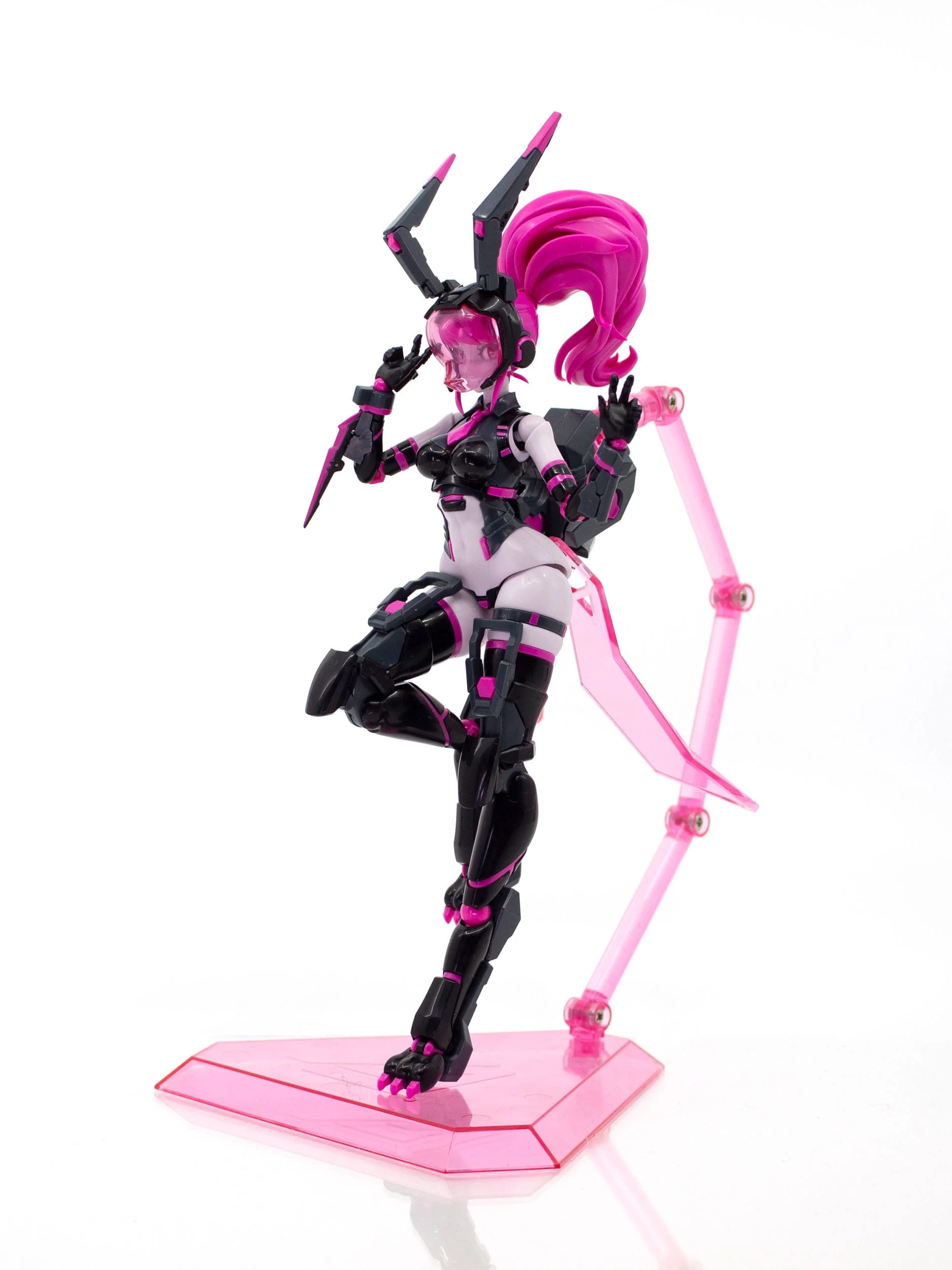Vio the Rabbit SP Plastic Model Kit Sentinel - Image 6