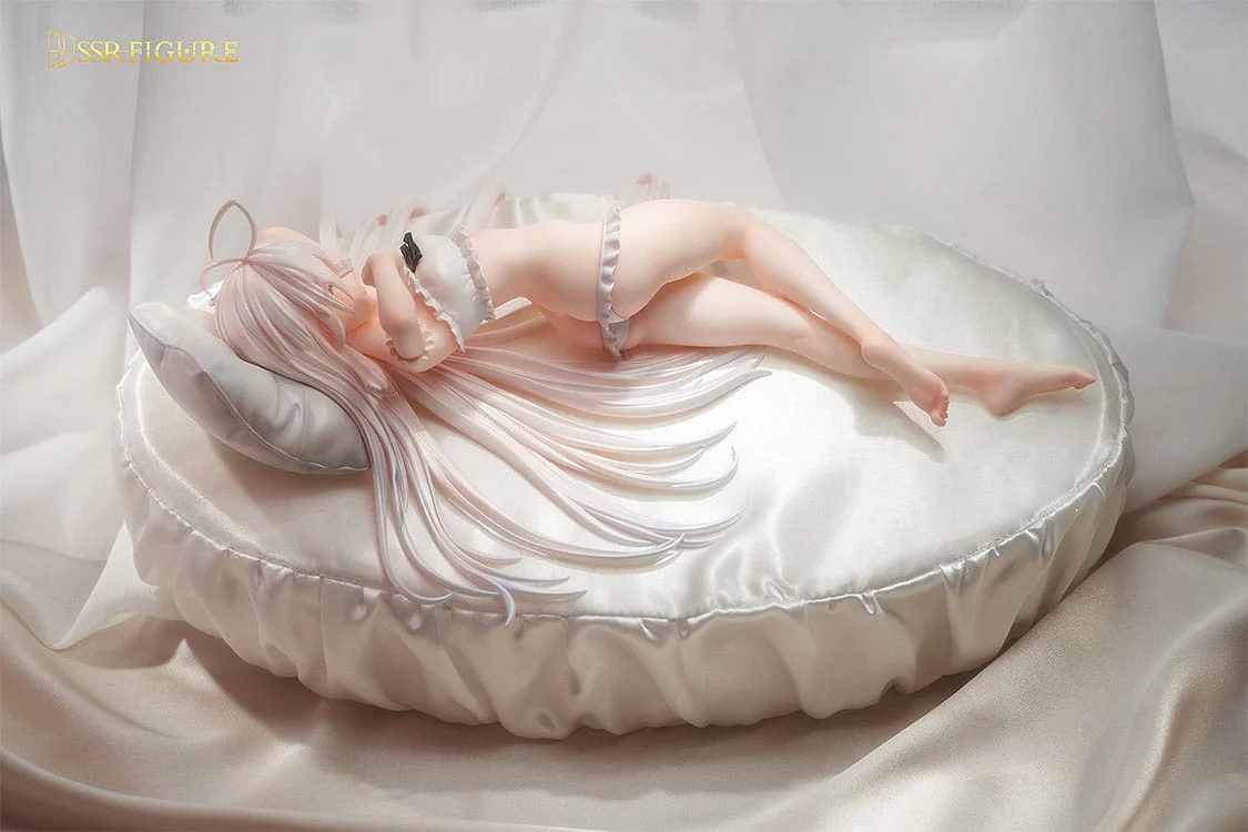 Wakening White Haired-Chan Luminous Box - Image 4