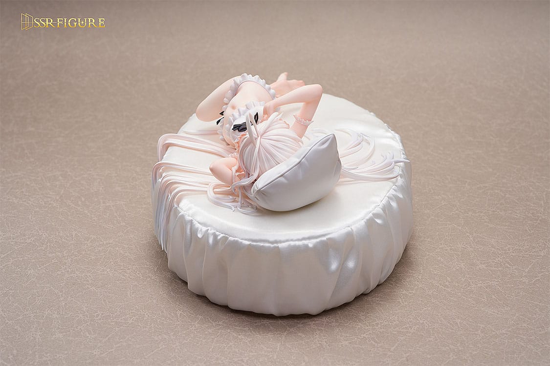 Wakening White Haired-Chan Luminous Box - Image 8